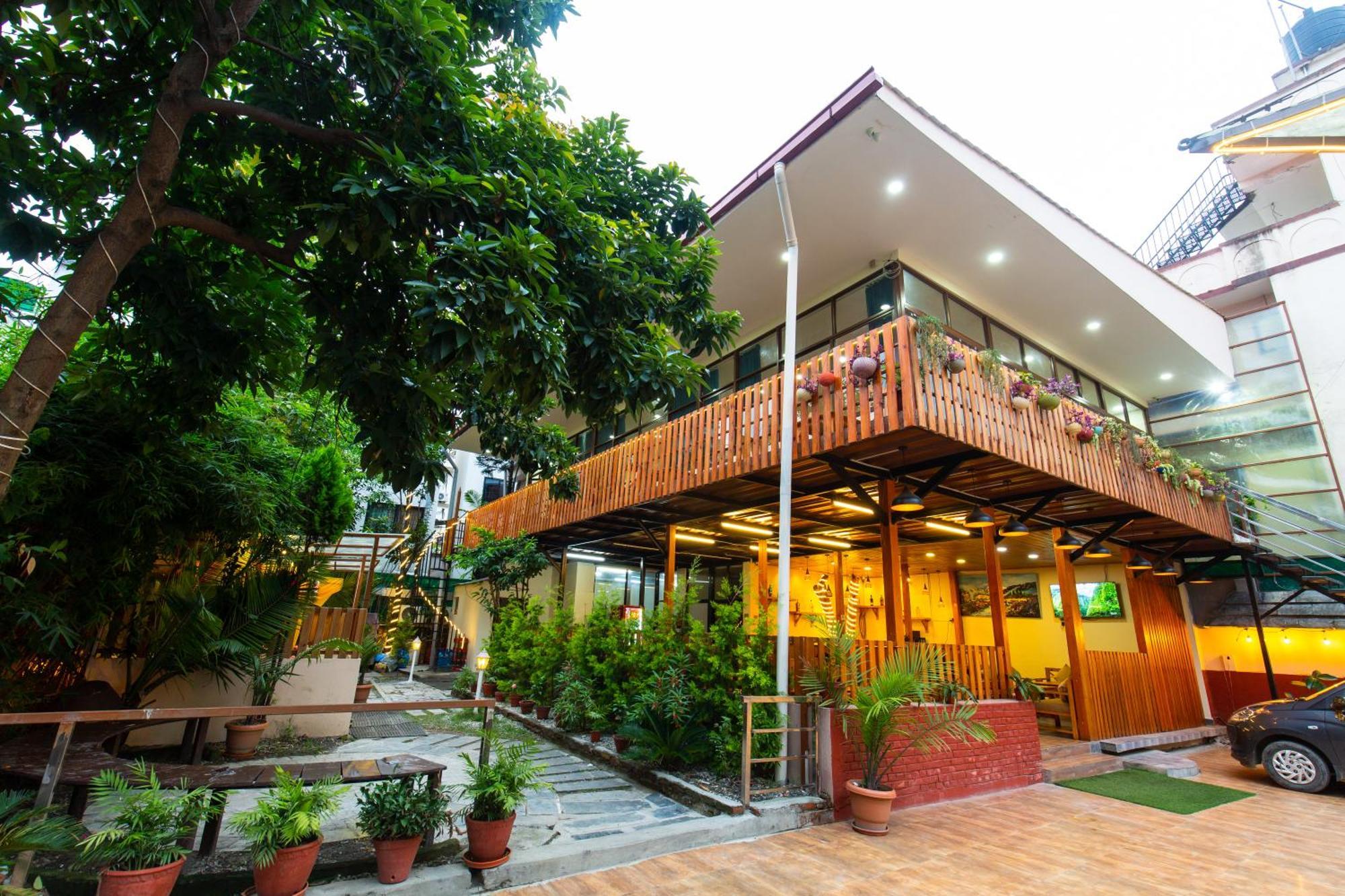 Hotel Harmony & Little Bites Bistro Jawlakhel Exterior photo